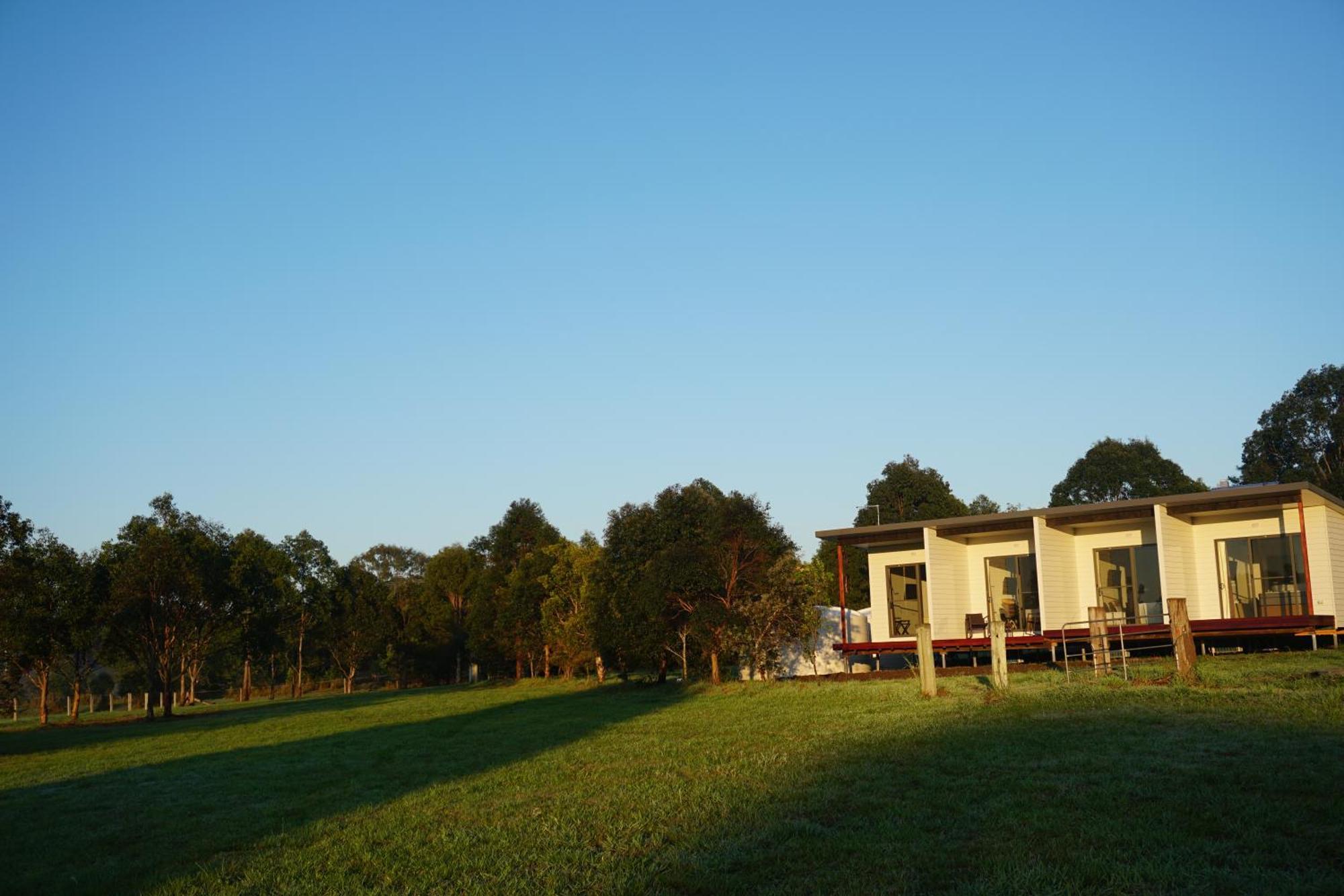 Narangba Motel Exterior photo